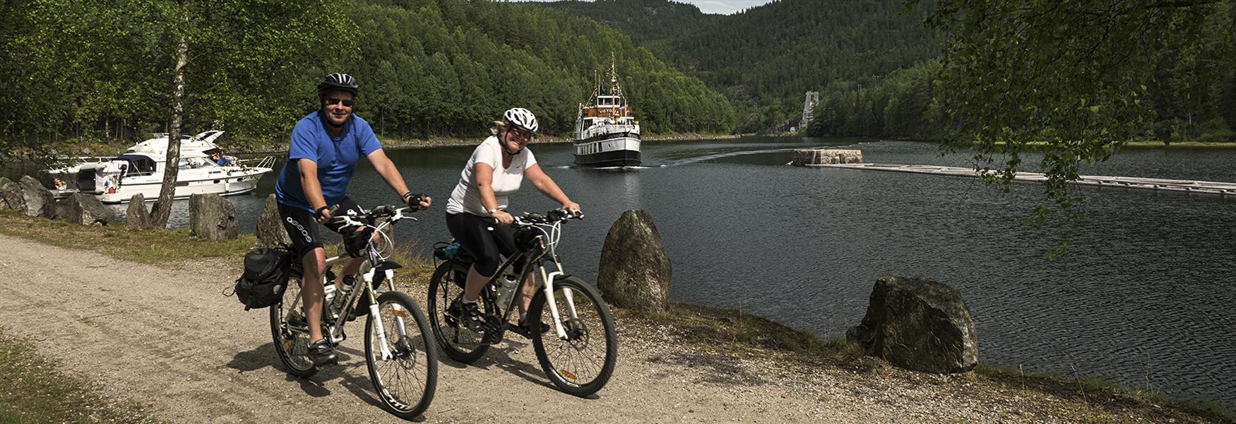 Sykling langs Telemarkskanalen