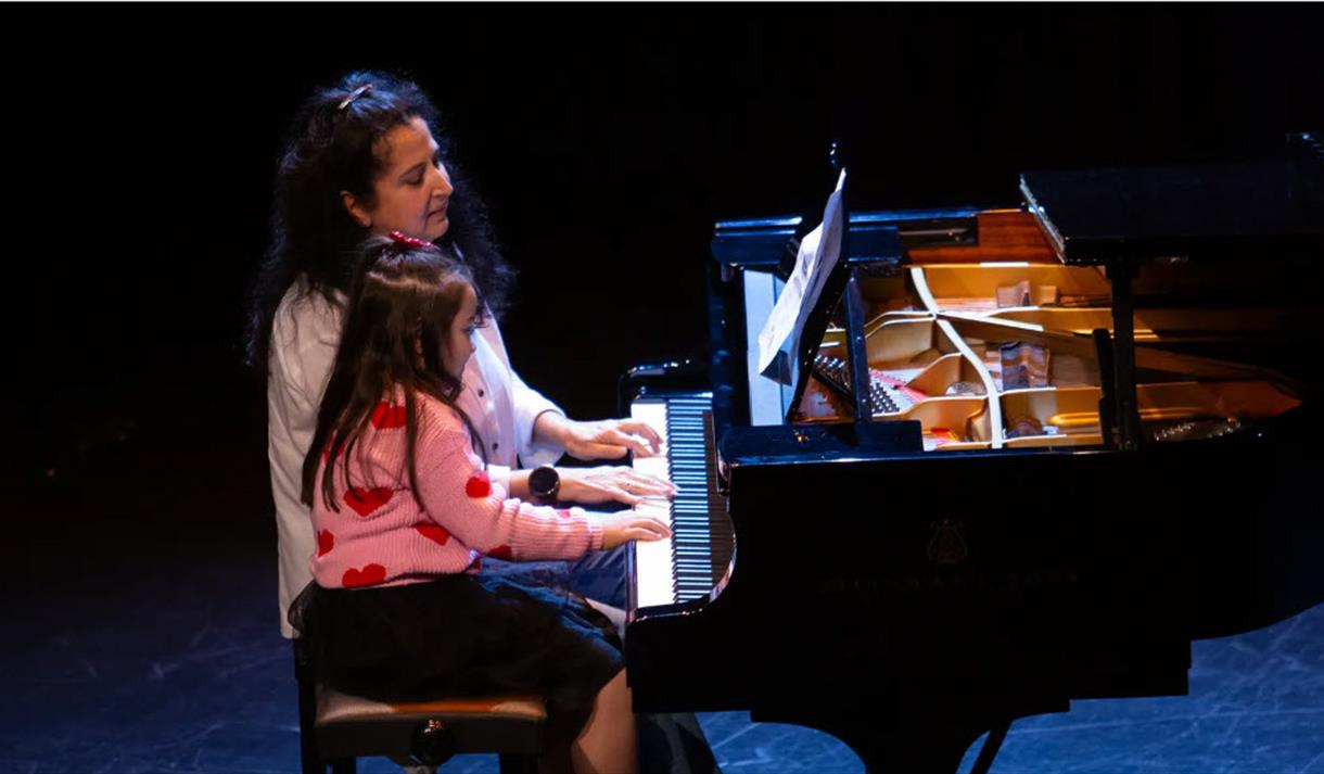 huskonsert på Ælvespeilet