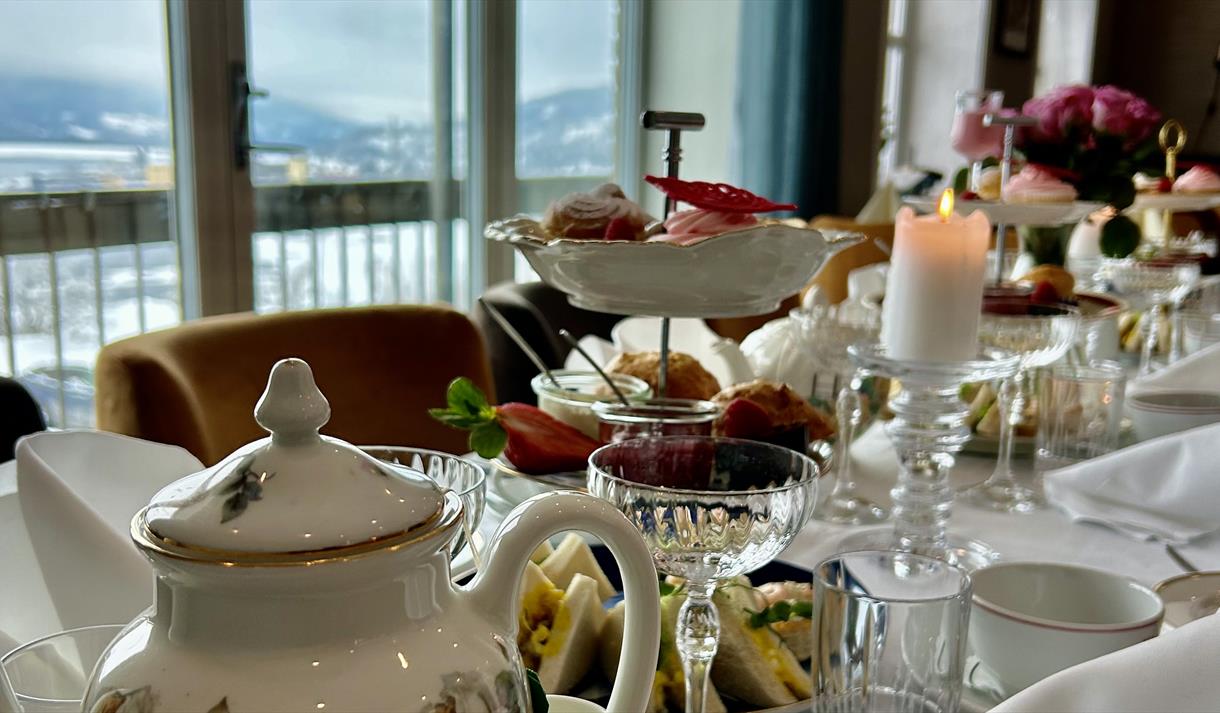 Afternoon tea