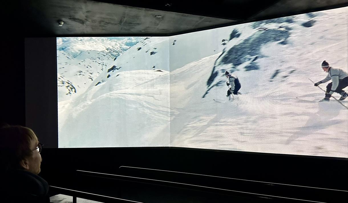 Skifilm på Norsk Skieventyr i Morgedal.