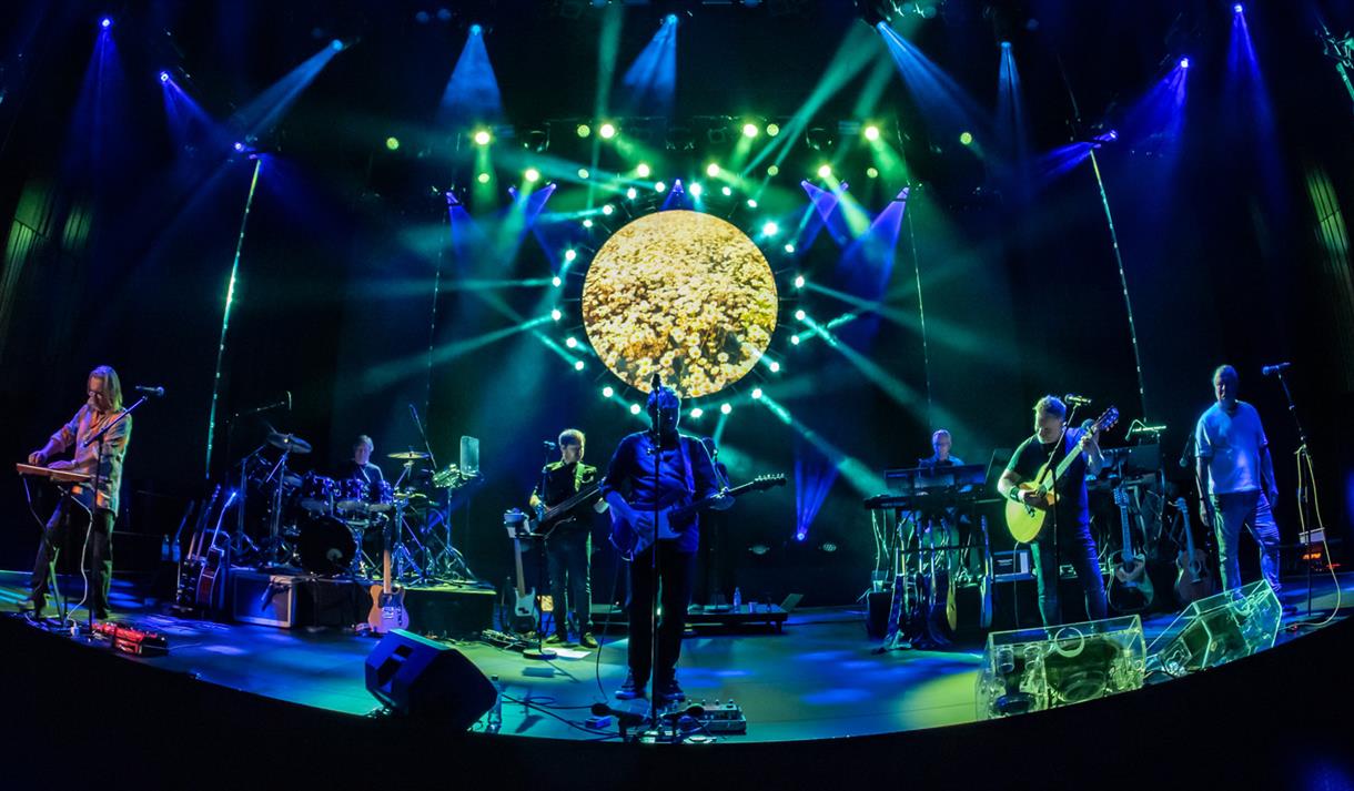 Shine on You – In the flesh