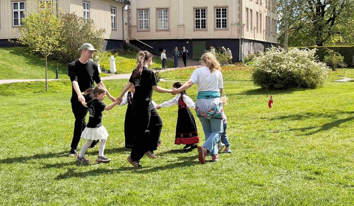 Fra tidligere Småhalling