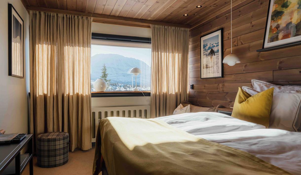 dobbeltrom med utsikt mot Gaustatoppen