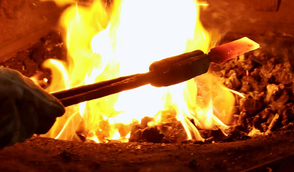 Smiing i Liosmia, museet i Eidsborg.