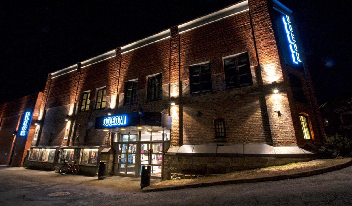 fasaden til kinoen ODEON i Skien sentrum