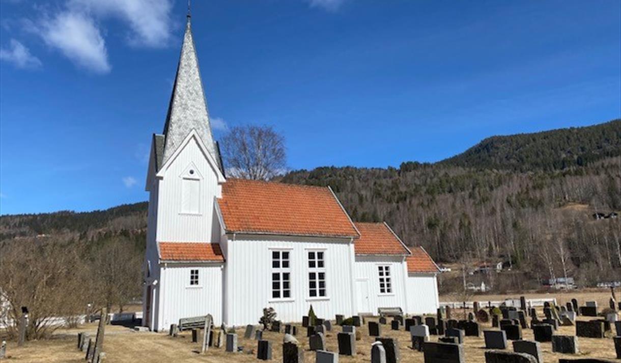 Flatdal kyrkje