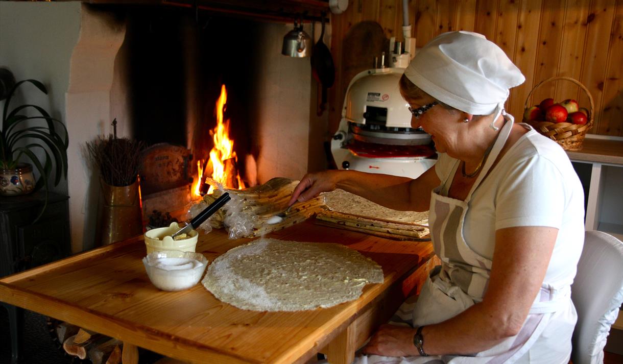 Anne Underberg baker kling