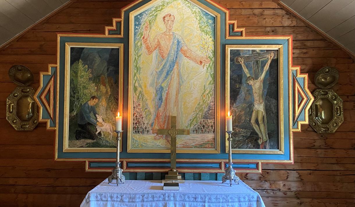 Altaret i Manndal kapell