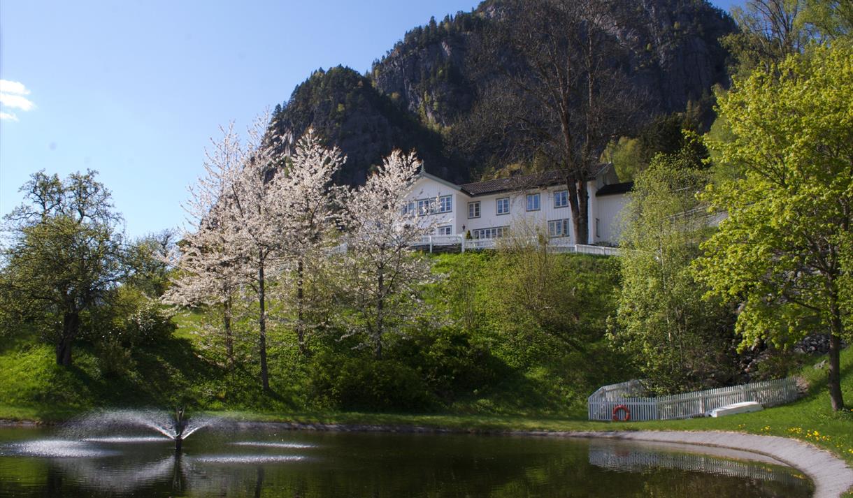 vår på Nutheim Gjestgiveri