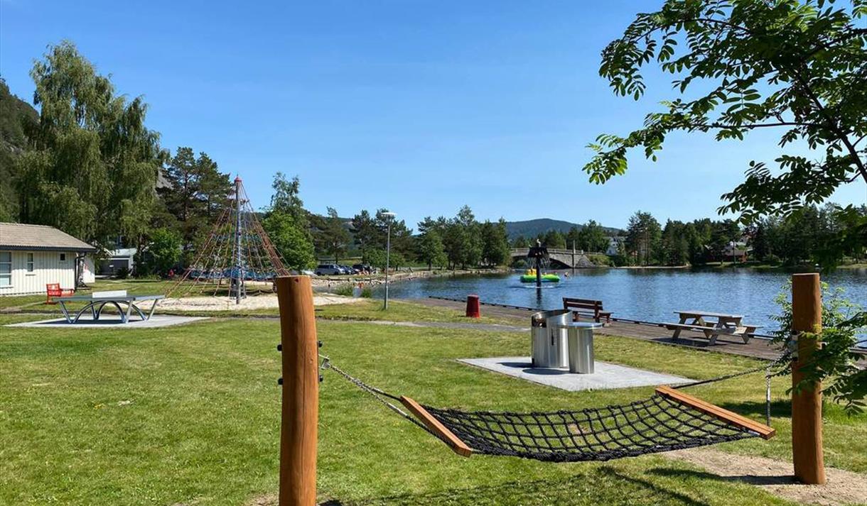 lekeplass i Treungen sentrum