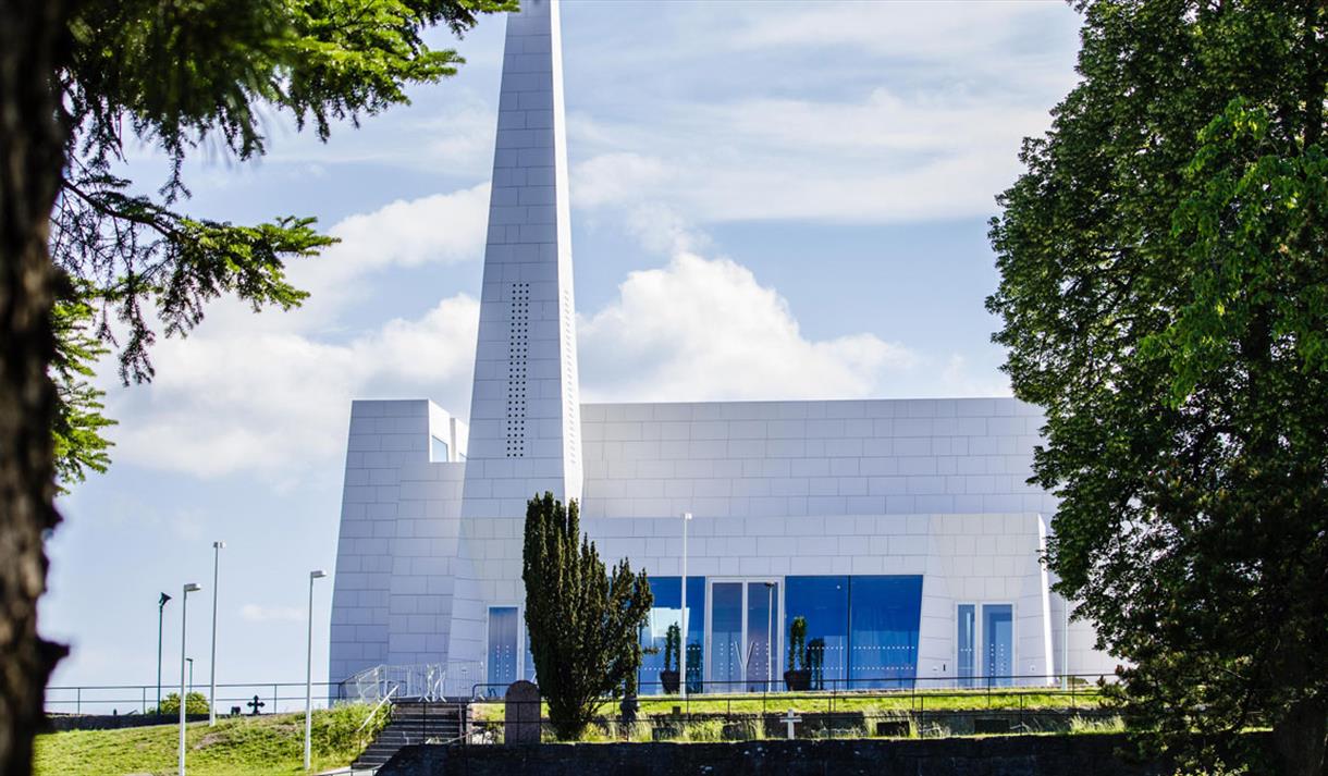 Østre Porsgrunn kirke i Porsgrunn som også kalles "Porselenskirke"