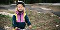 jente i sykkelløype på Reinparken på Haukeli