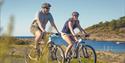 syklister sykler ved Krogshavn i Bamble